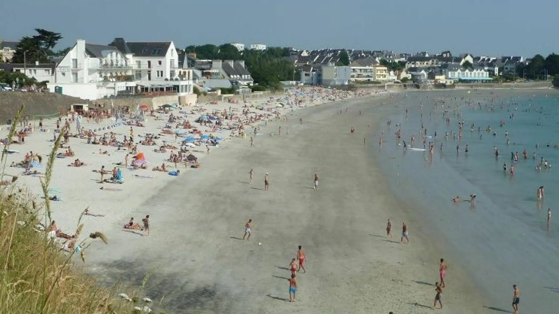Well-Appointed, 5-Bedroom Villa With A Swimming Pool And Wifi In Conca Concarneau
