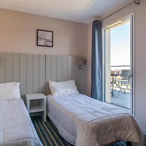Appartement Les Thermes 532 - Vue Avec Piscine Partagee, Concarneau