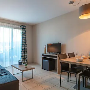 Appartement Les Sables 504 - Appt Avec Piscine Partagee, Concarneau